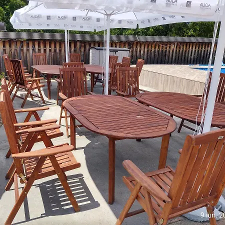 Pensiunea Terra Rosa Guest house *